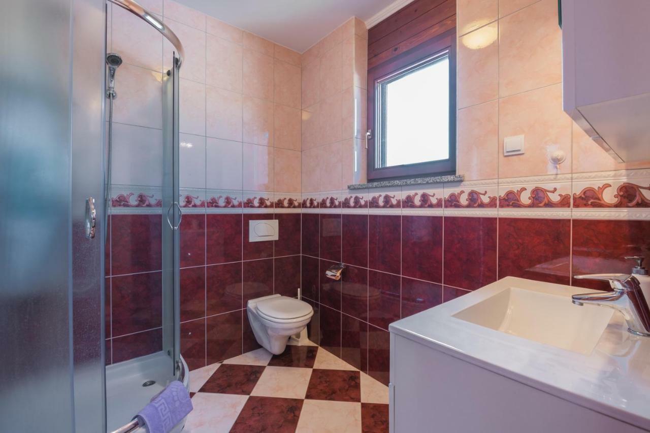 Ferienhaus Mary Ližnjan Buitenkant foto